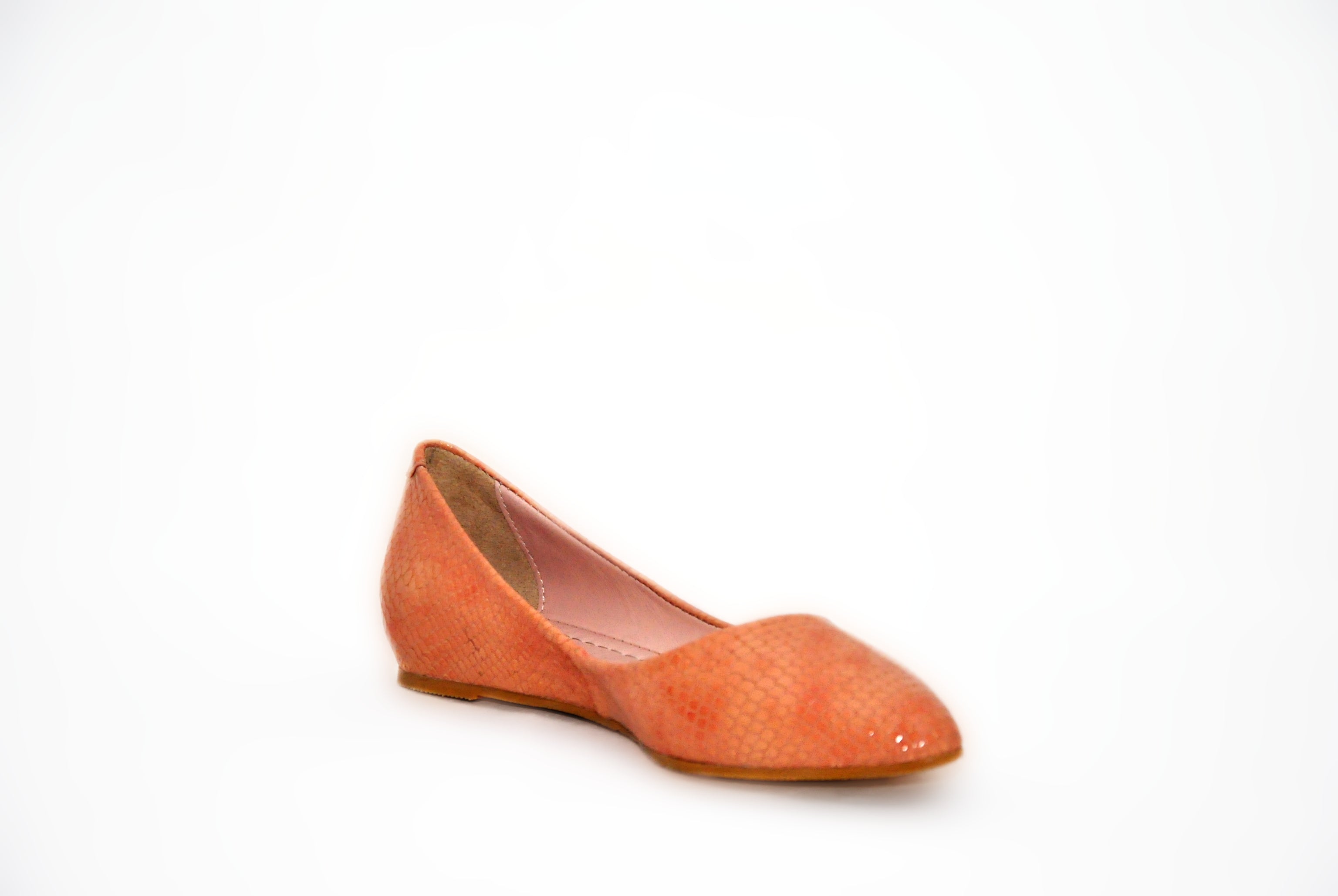 Peachy Pointed Toe Flats